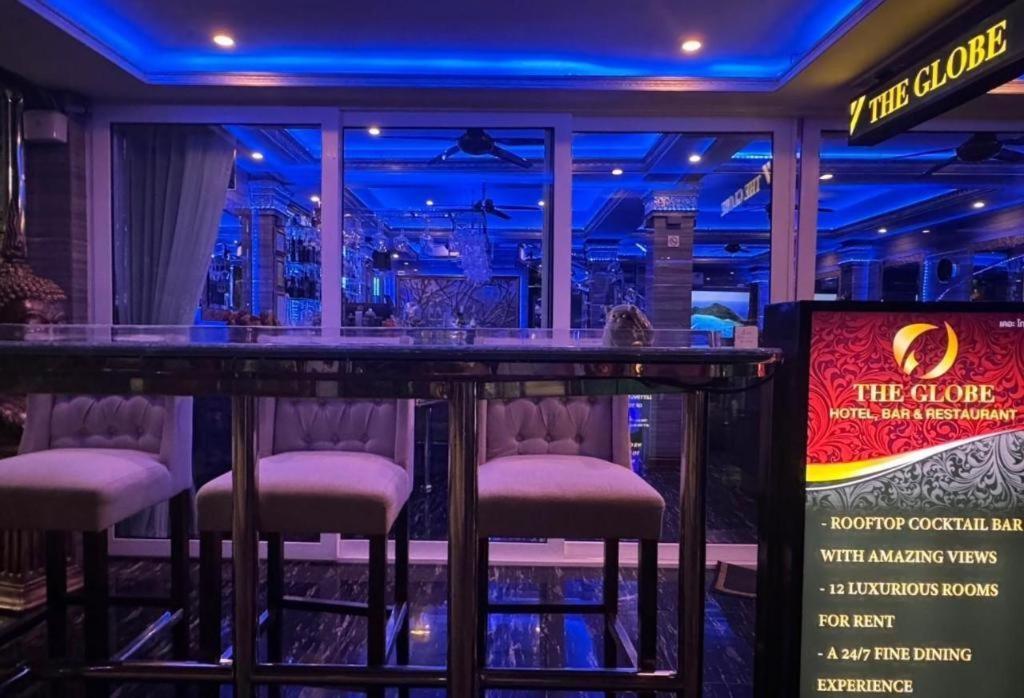 The Globe Hotel, Bar & Restaurant Pattaya ภายนอก รูปภาพ