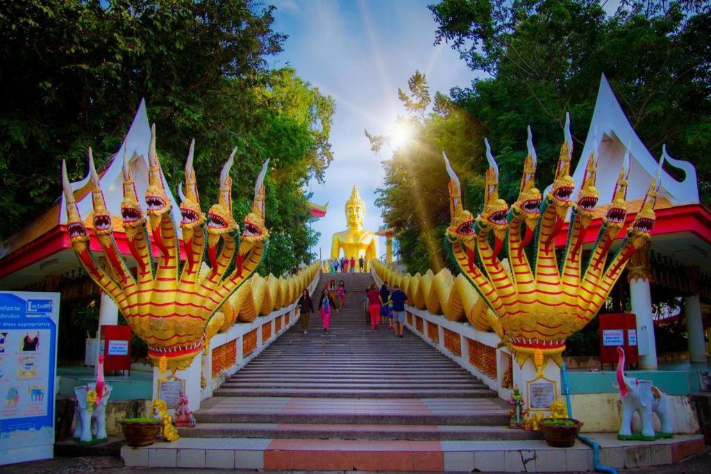 The Globe Hotel, Bar & Restaurant Pattaya ภายนอก รูปภาพ