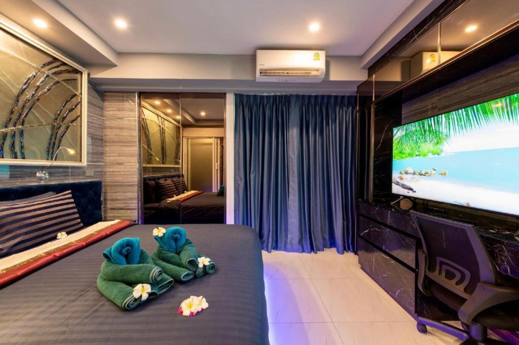 The Globe Hotel, Bar & Restaurant Pattaya ภายนอก รูปภาพ